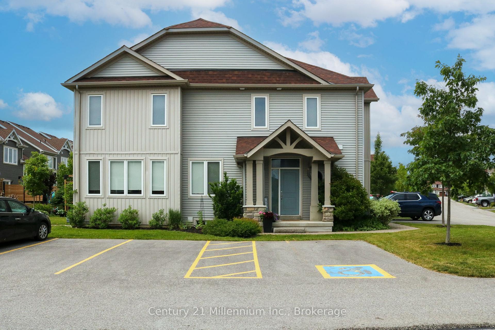 Photo 3 of 2 Lett Avenue, Collingwood — HOMEH