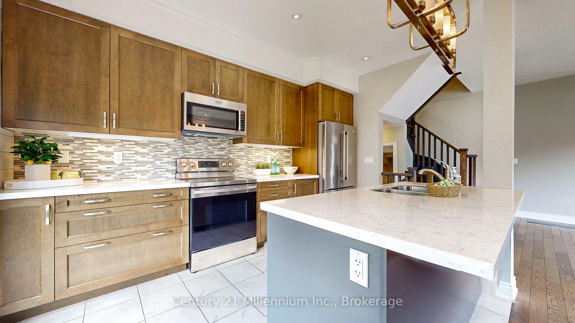 Photo 5 of 2 Lett Avenue, Collingwood — HOMEH