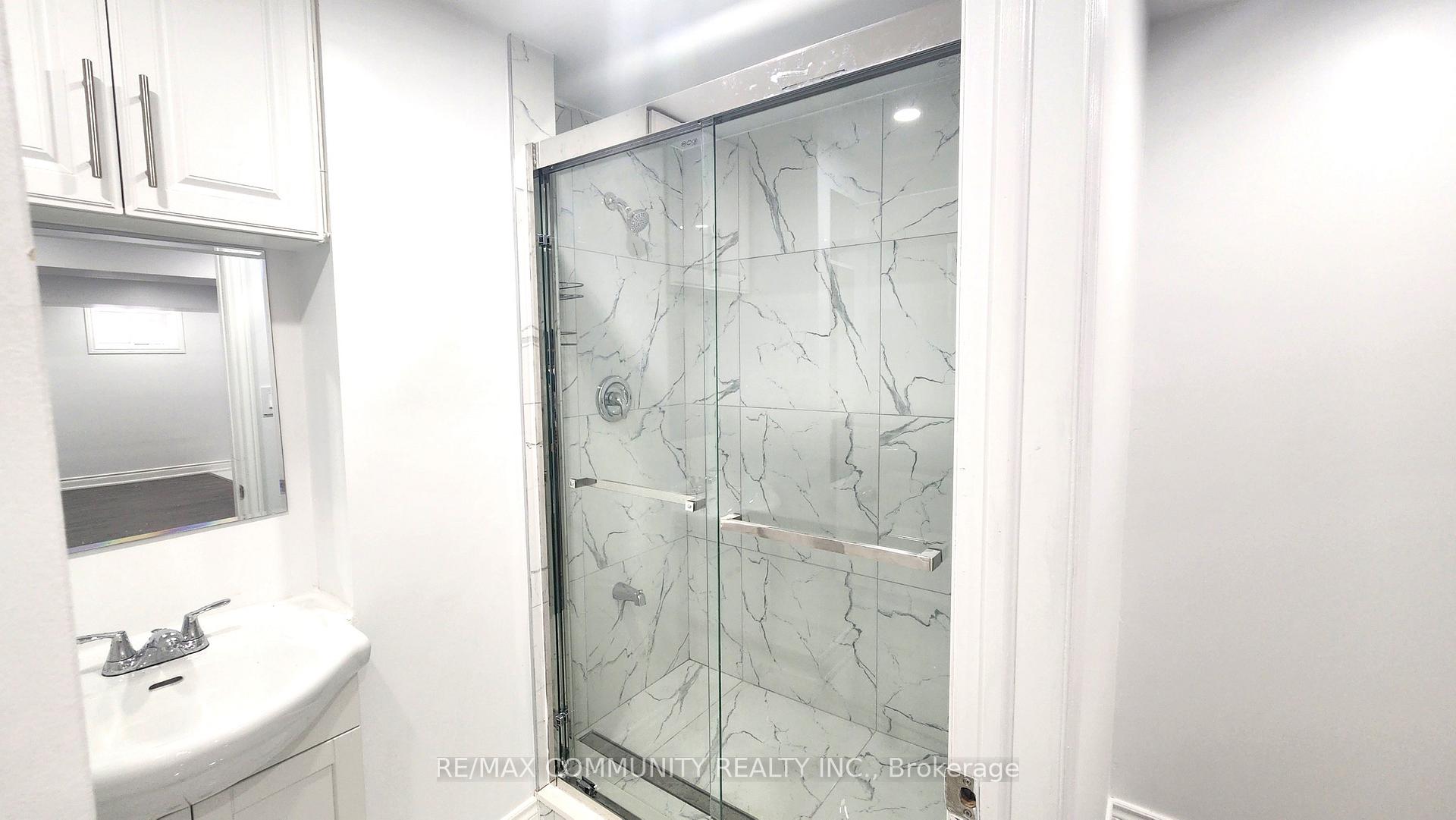 Photo 8 of Unit LOWER, 30 Hassard-Short Lane, Ajax, South East — HOMEH