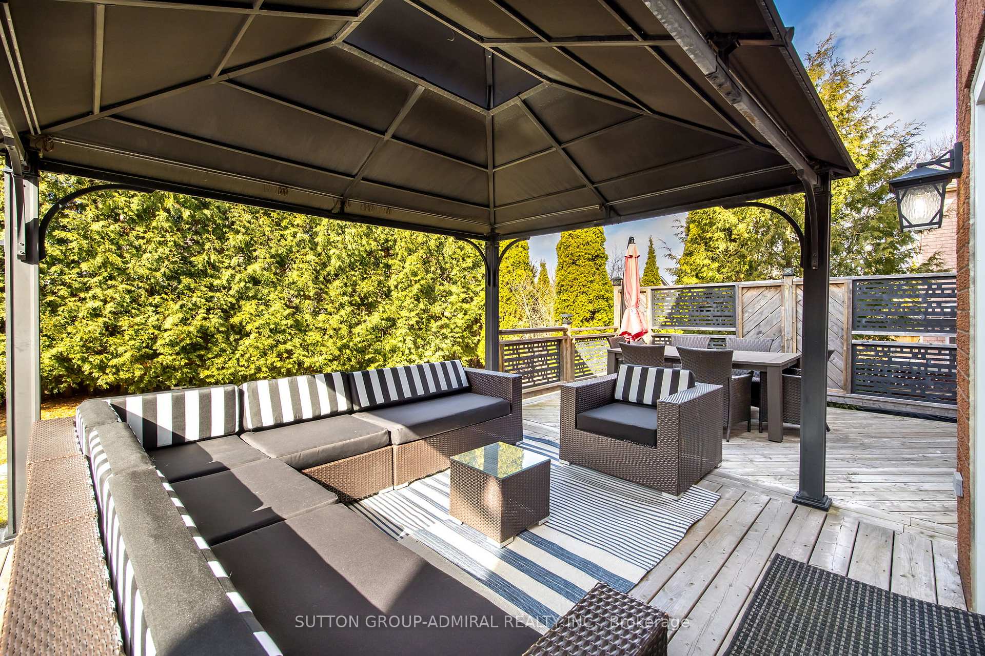 Photo 36 of 27 Brookeview Drive, Aurora, Aurora Highlands — HOMEH