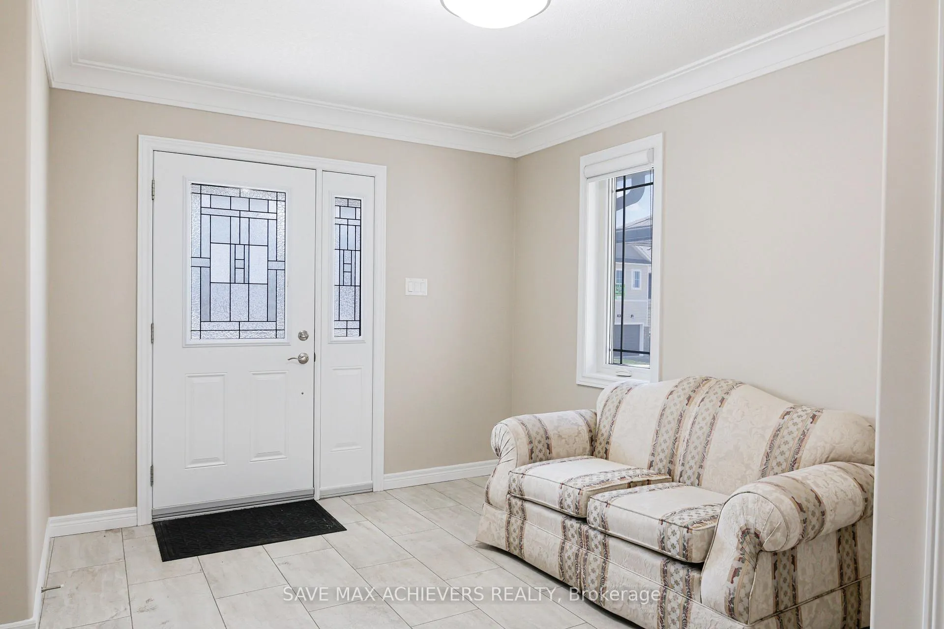 Photo 5 of 314 Mullighan Gardens, Peterborough, Monaghan Ward 2 — HOMEH