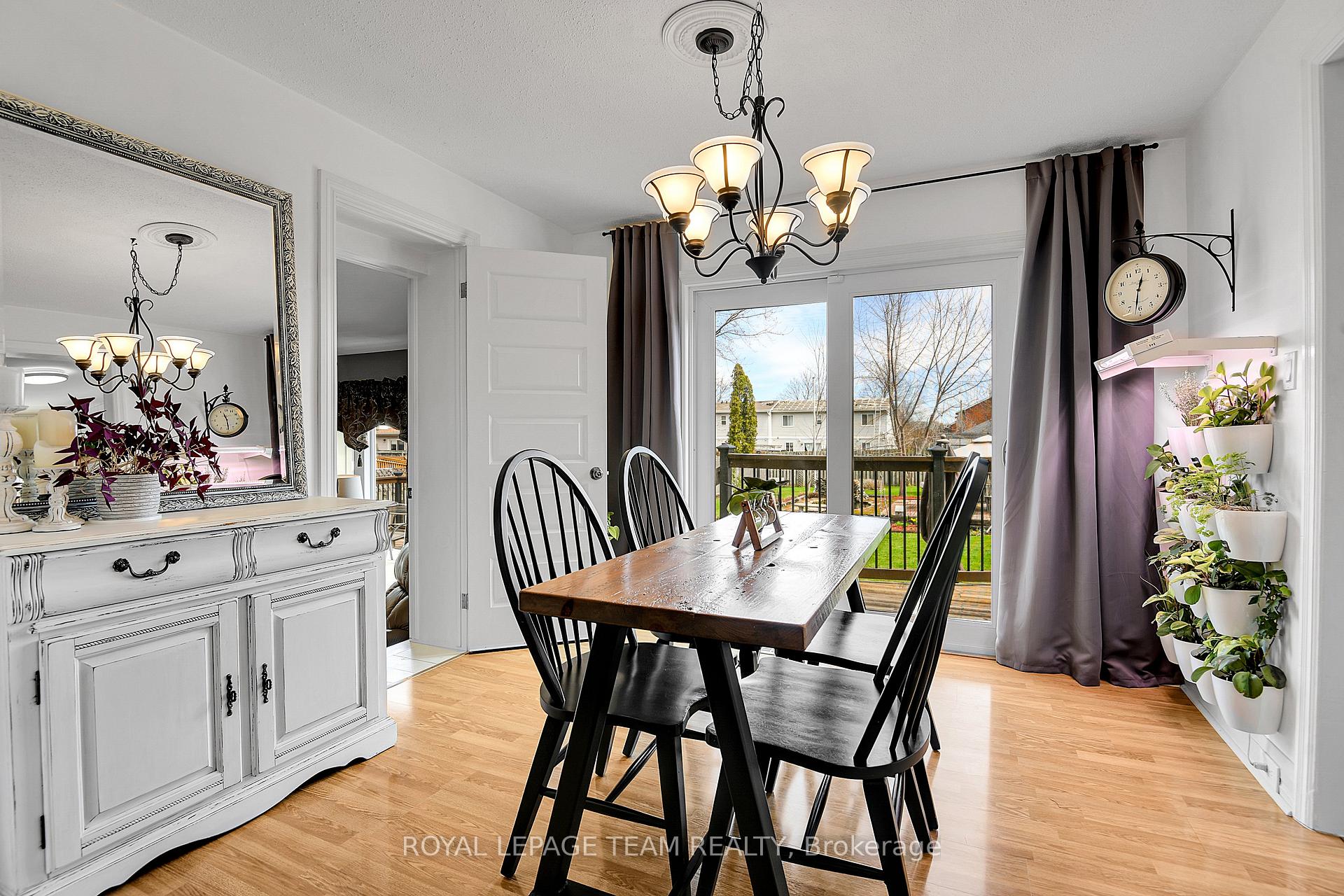 Photo 7 of 47 Windsor Drive, Brockville — HOMEH