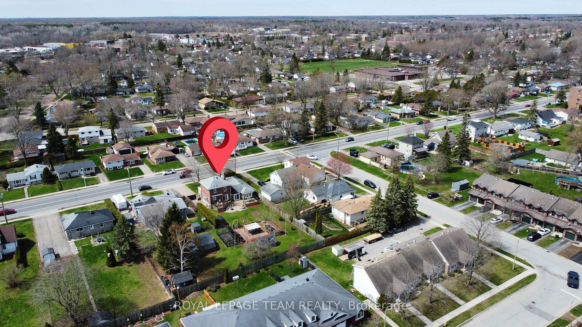 Photo 44 of 47 Windsor Drive, Brockville — HOMEH