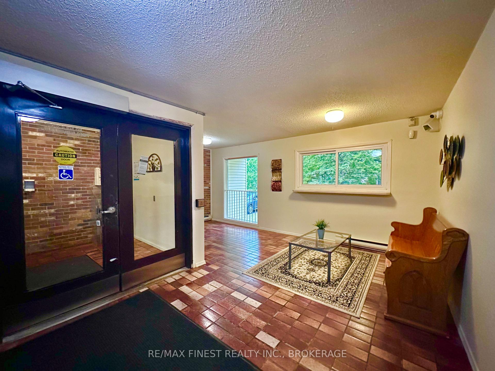 Photo 3 of Unit 107, 1010 Pembridge Crescent, Kingston, North of Taylor-Kidd Blvd — HOMEH