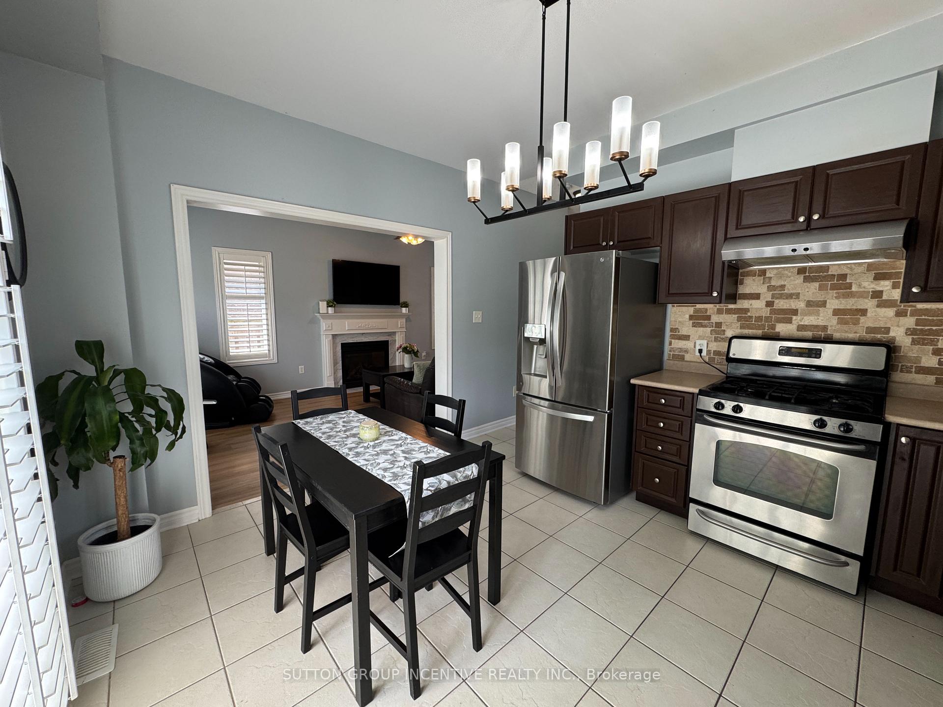Photo 11 of 269 Country Lane, Barrie, Painswick South — HOMEH