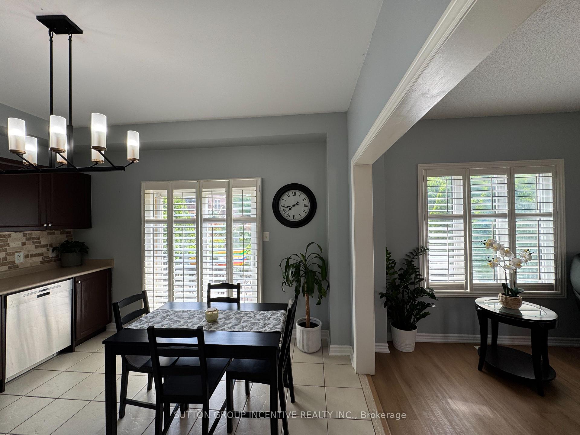 Photo 12 of 269 Country Lane, Barrie, Painswick South — HOMEH