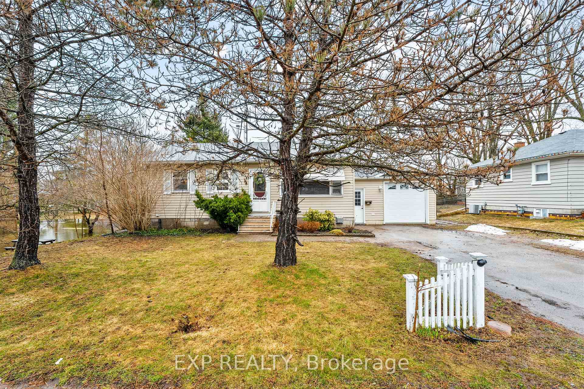 Photo 1 of 140 St John Street, Brock, Cannington — HOMEH