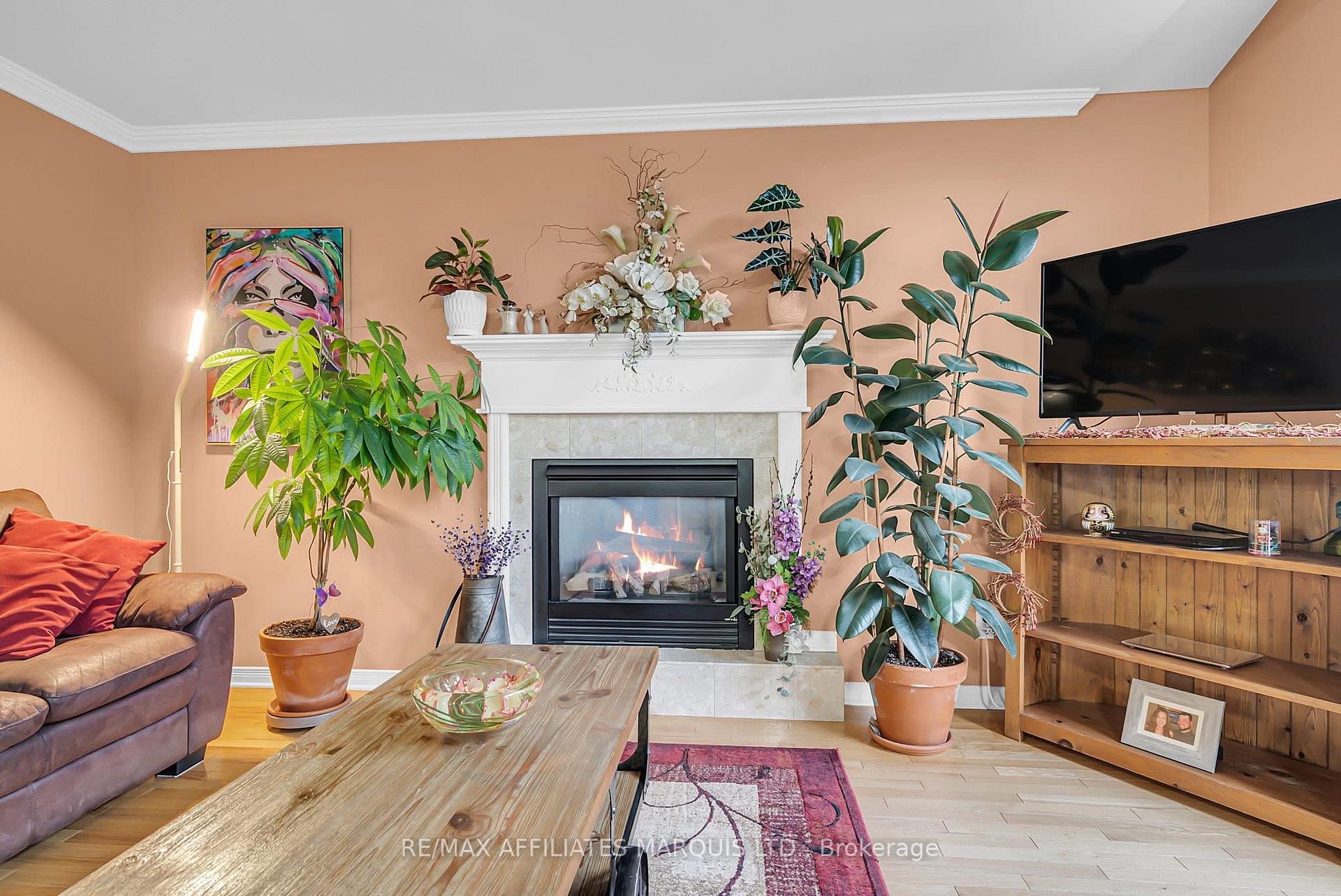 Photo 7 of 296 Northwoods Crescent, Cornwall — HOMEH
