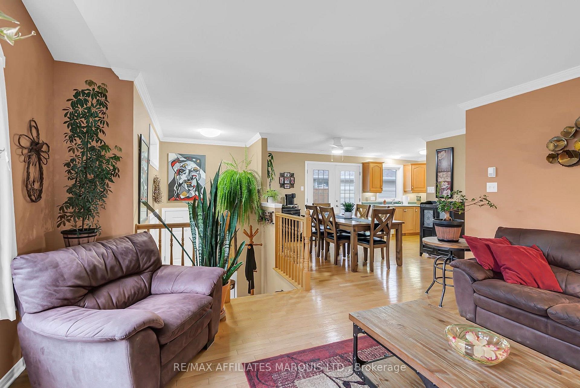 Photo 9 of 296 Northwoods Crescent, Cornwall — HOMEH