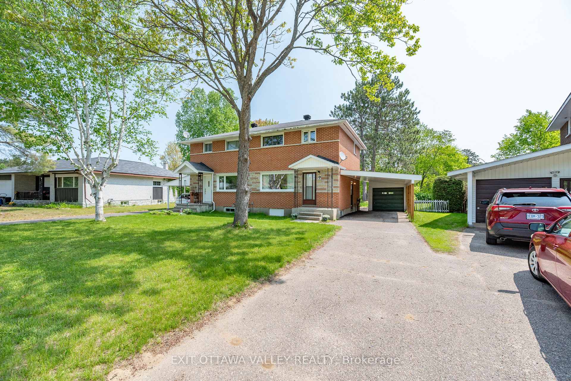 Photo 1 of 9 Claremount Road, Deep River — HOMEH