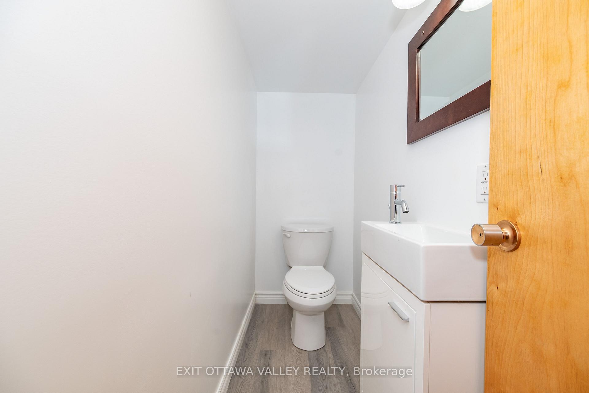Photo 20 of 9 Claremount Road, Deep River — HOMEH