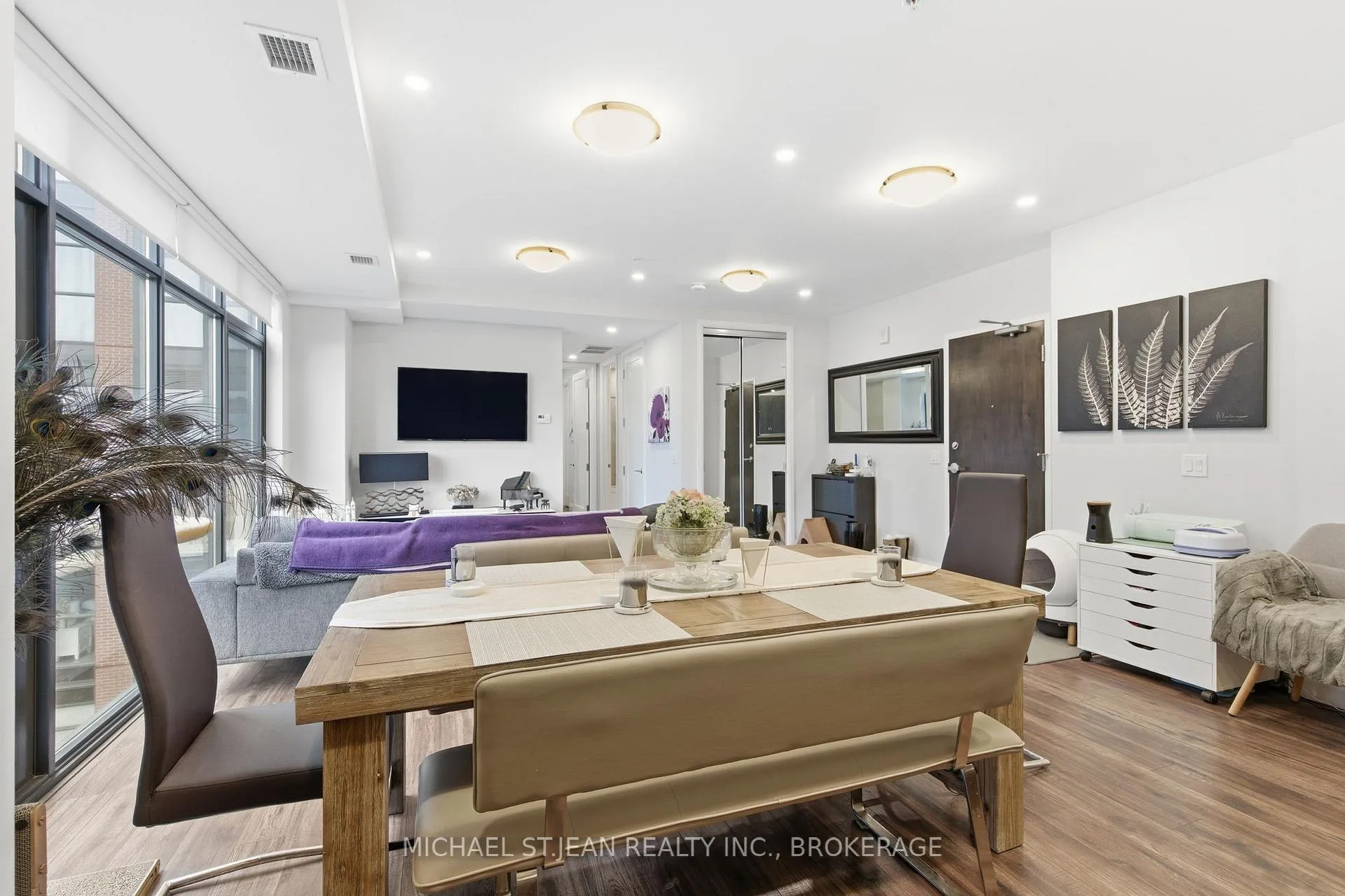 Photo 22 of Unit 916, 118 King Street E, Hamilton, Beasley — HOMEH