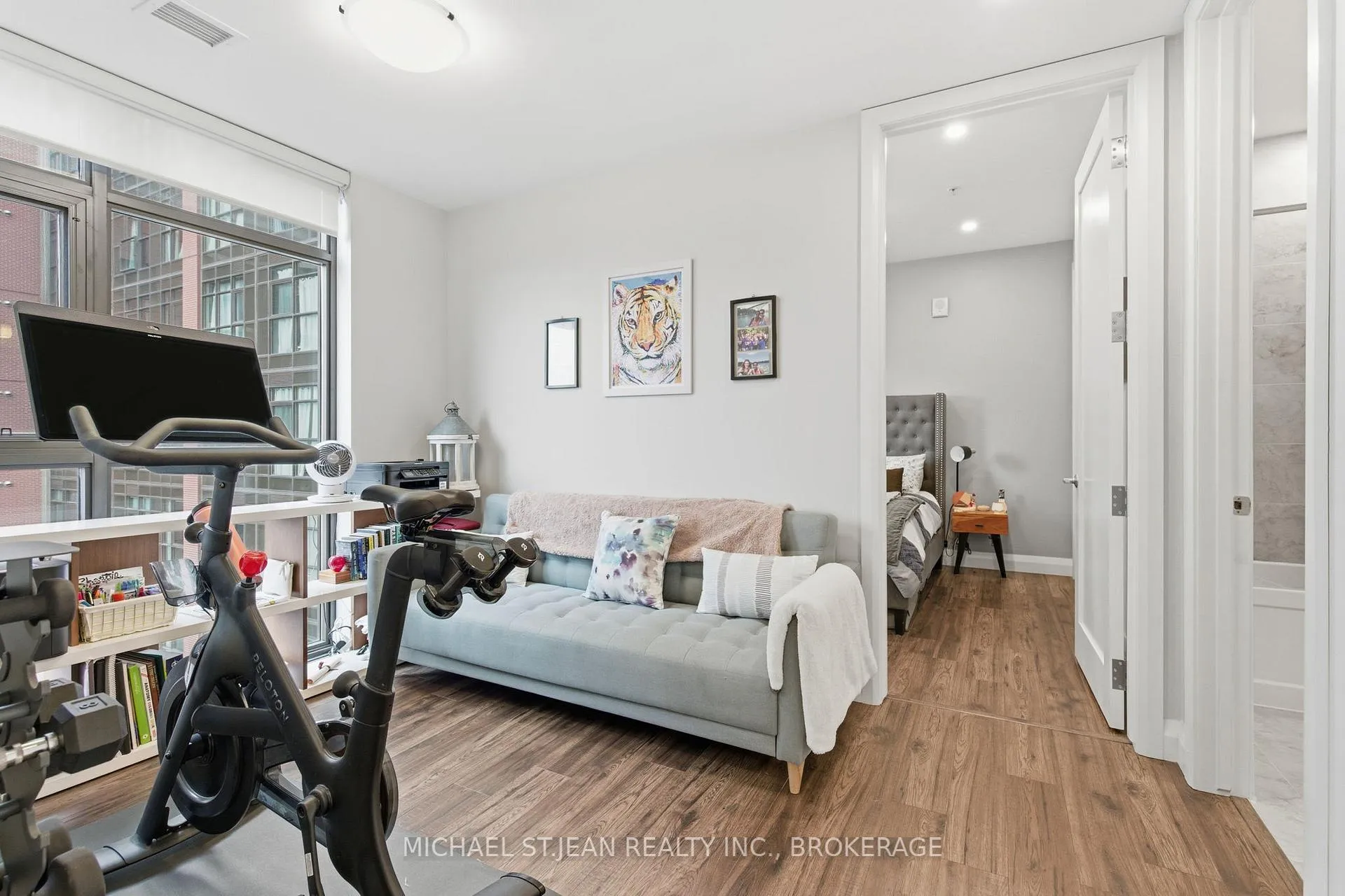 Photo 27 of Unit 916, 118 King Street E, Hamilton, Beasley — HOMEH