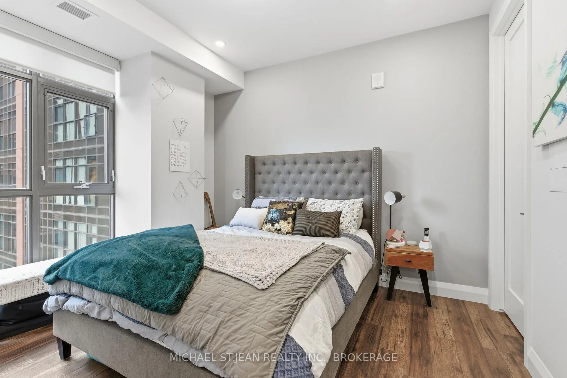 Photo 30 of Unit 916, 118 King Street E, Hamilton, Beasley — HOMEH