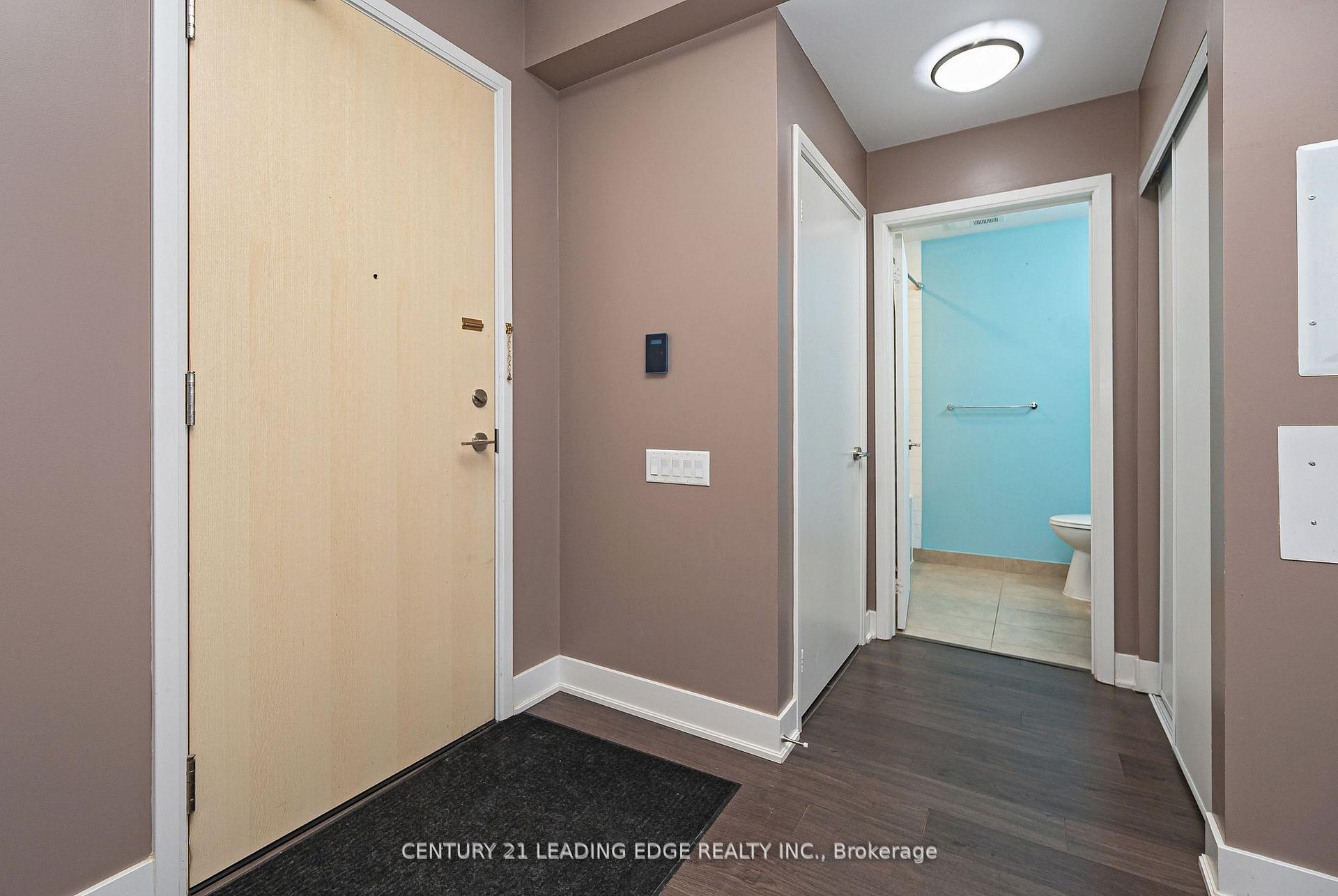 Photo 14 of Unit 506, 30 Roehampton Avenue, Toronto, Mount Pleasant West — HOMEH