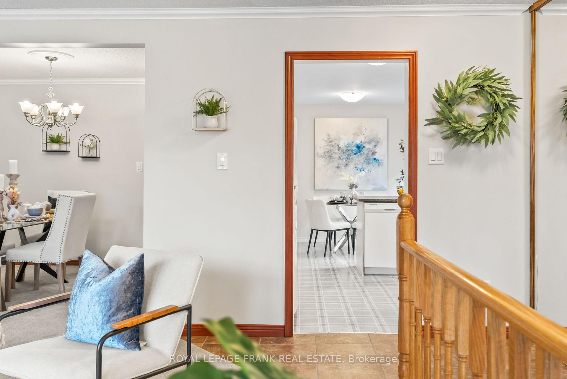 Photo 10 of 13 Mcfeeters Crescent, Clarington, Bowmanville — HOMEH