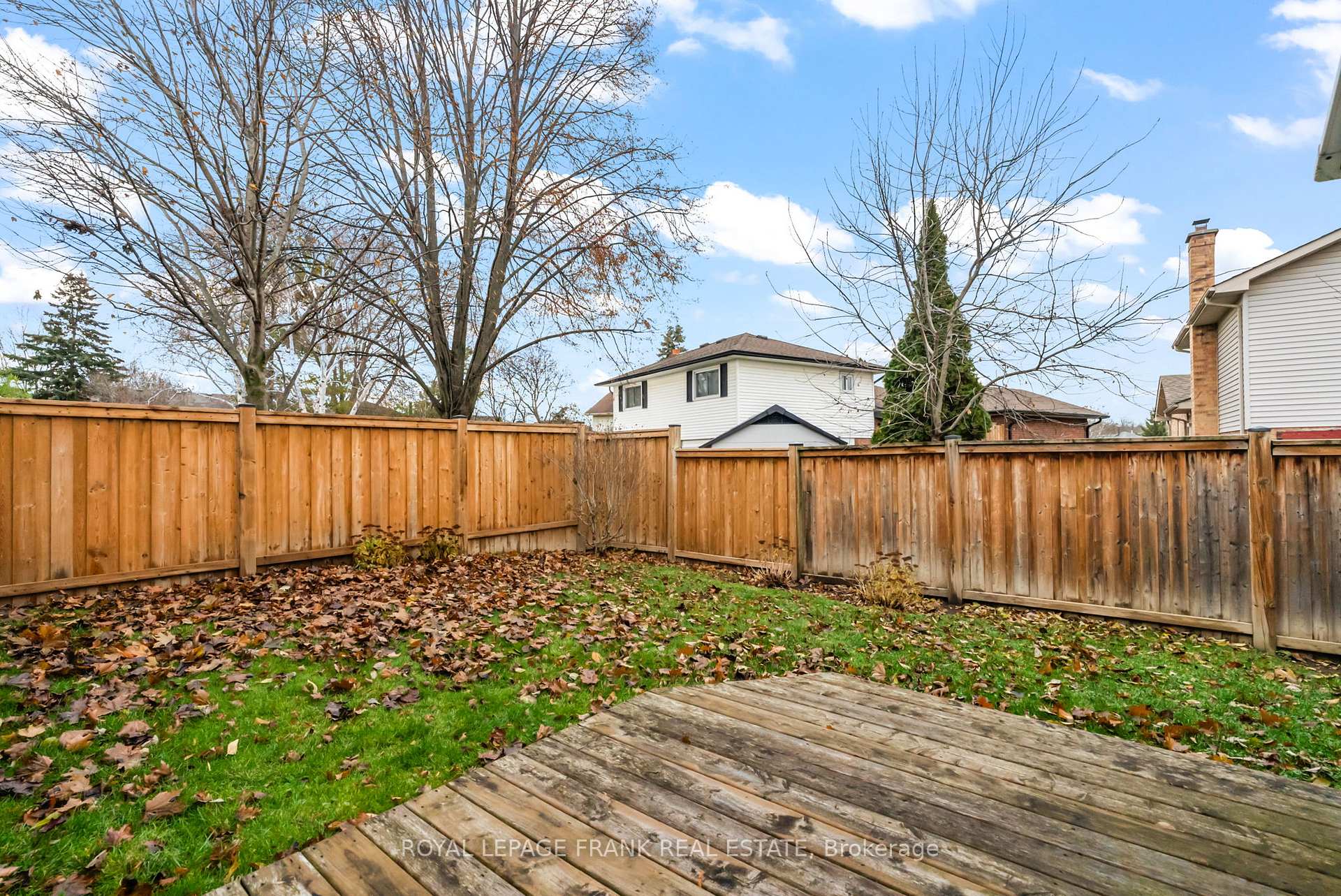Photo 33 of 13 Mcfeeters Crescent, Clarington, Bowmanville — HOMEH