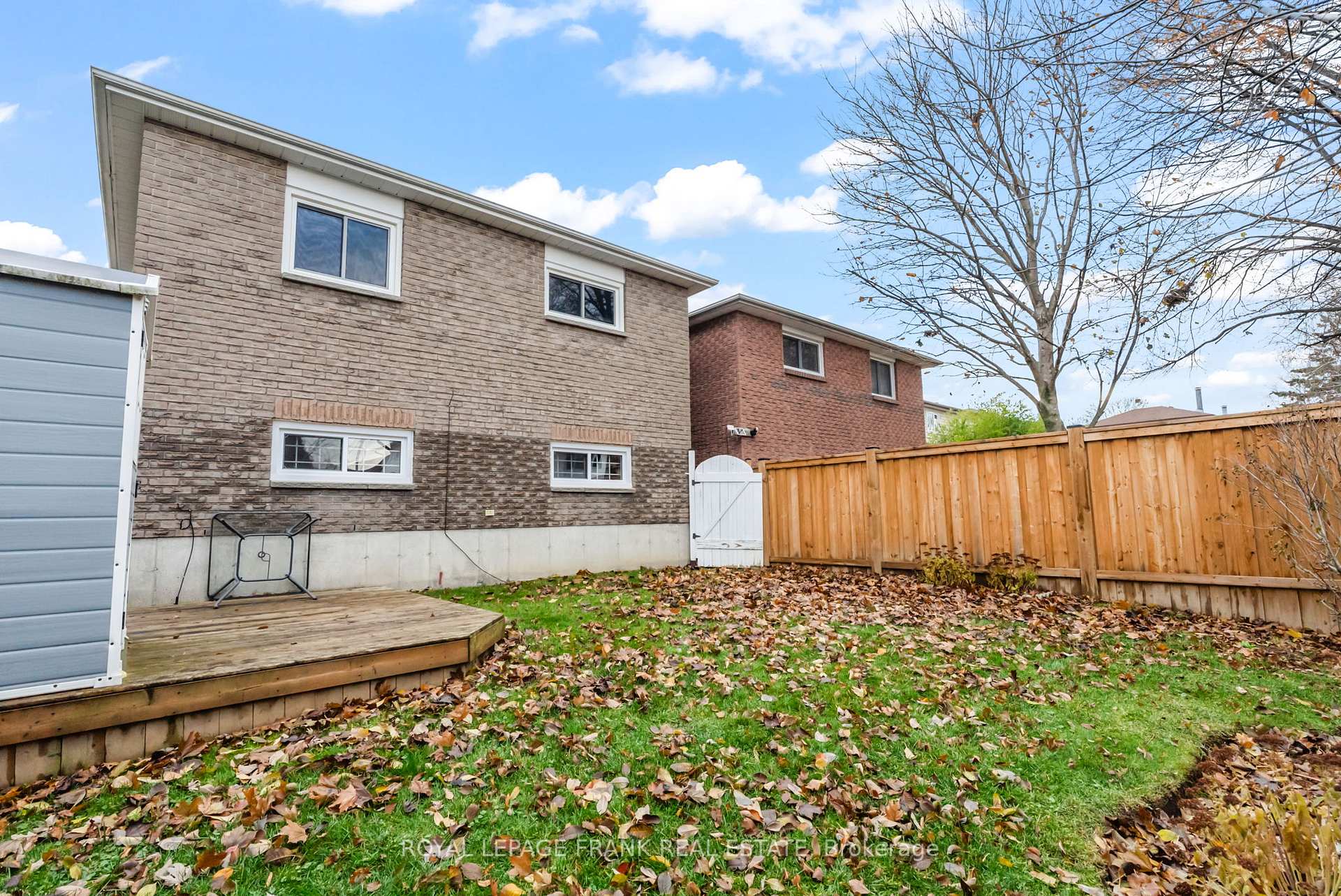 Photo 34 of 13 Mcfeeters Crescent, Clarington, Bowmanville — HOMEH