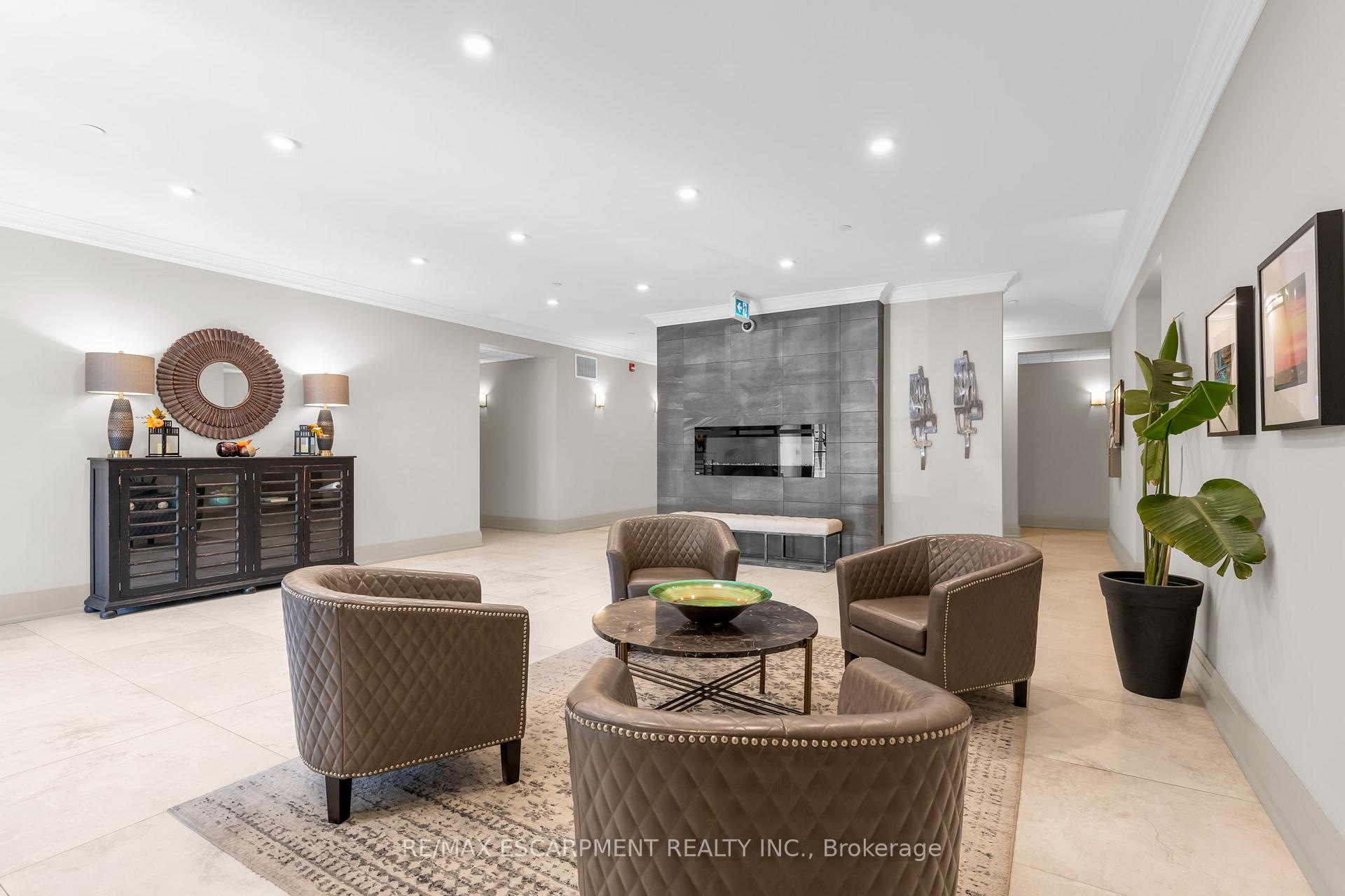 Photo 5 of Unit 209, 257 Millen Road, Hamilton, Stoney Creek — HOMEH