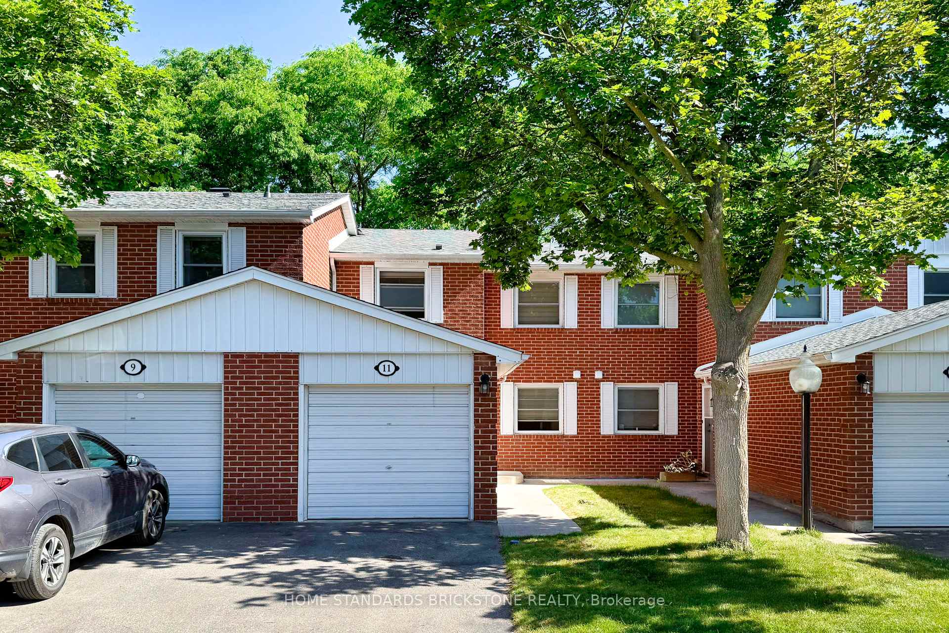 Photo 2 of 11 Reith Way, Markham, Aileen-Willowbrook — HOMEH