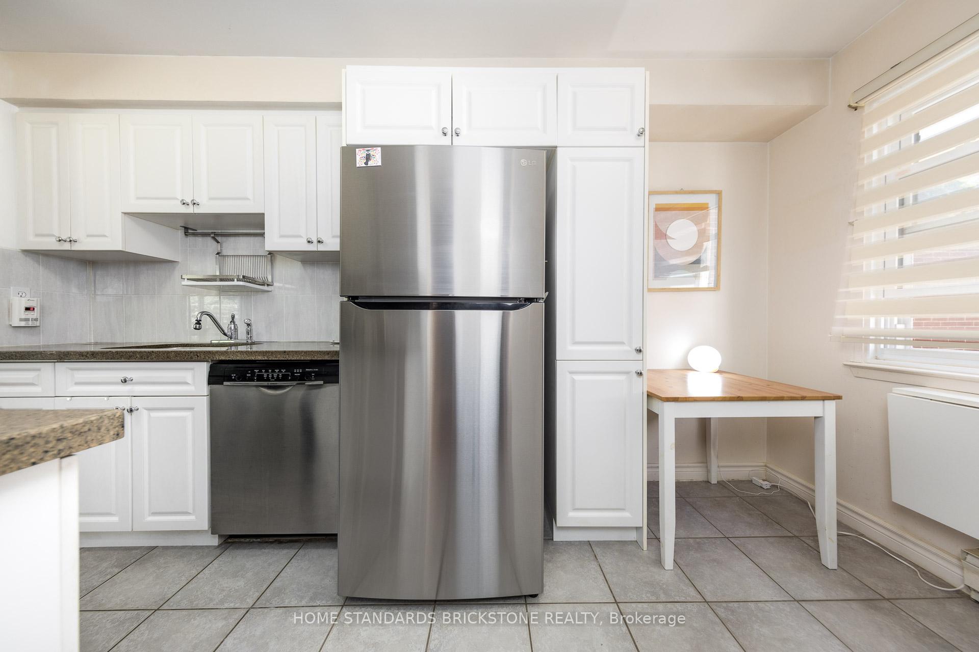 Photo 7 of 11 Reith Way, Markham, Aileen-Willowbrook — HOMEH