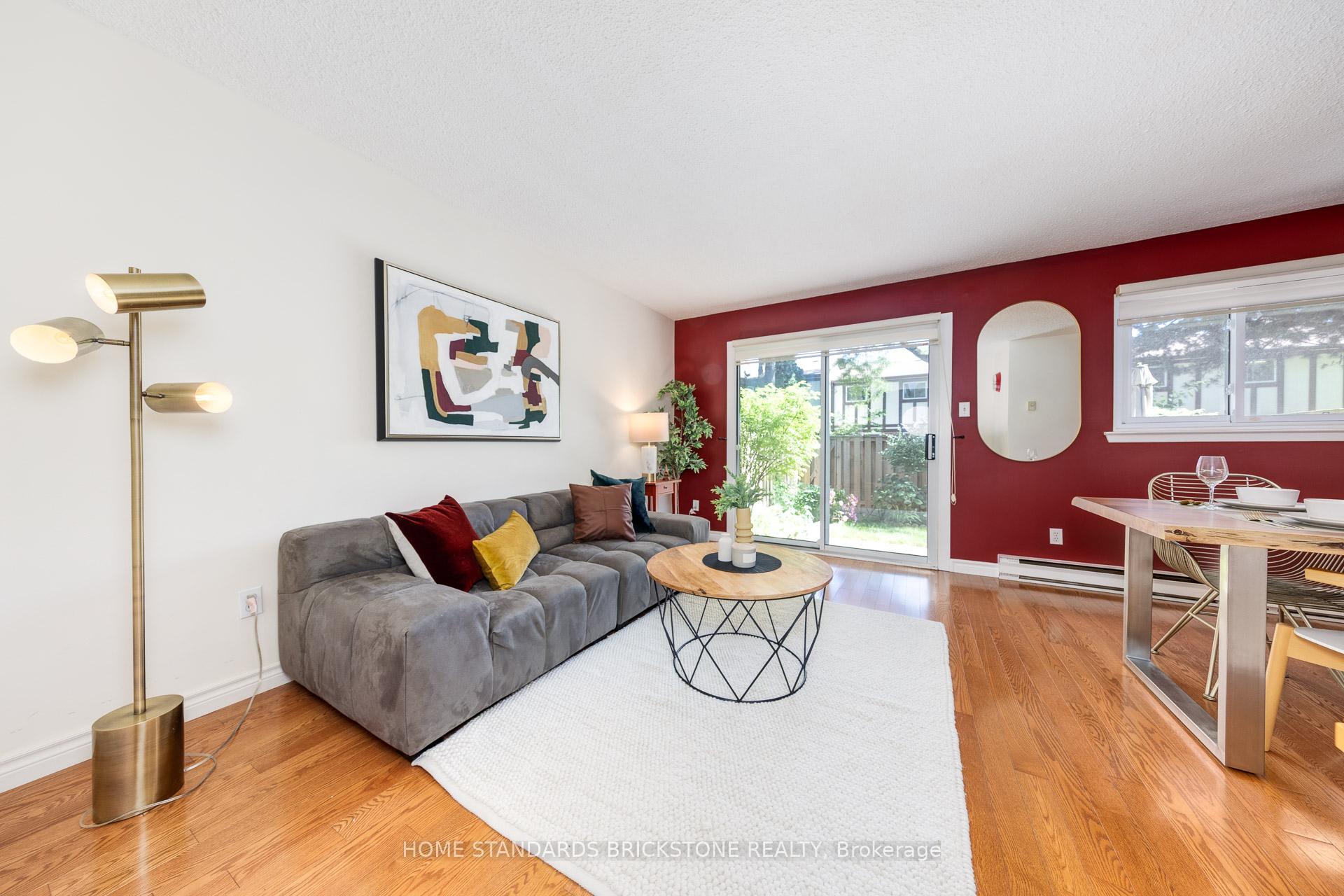 Photo 12 of 11 Reith Way, Markham, Aileen-Willowbrook — HOMEH