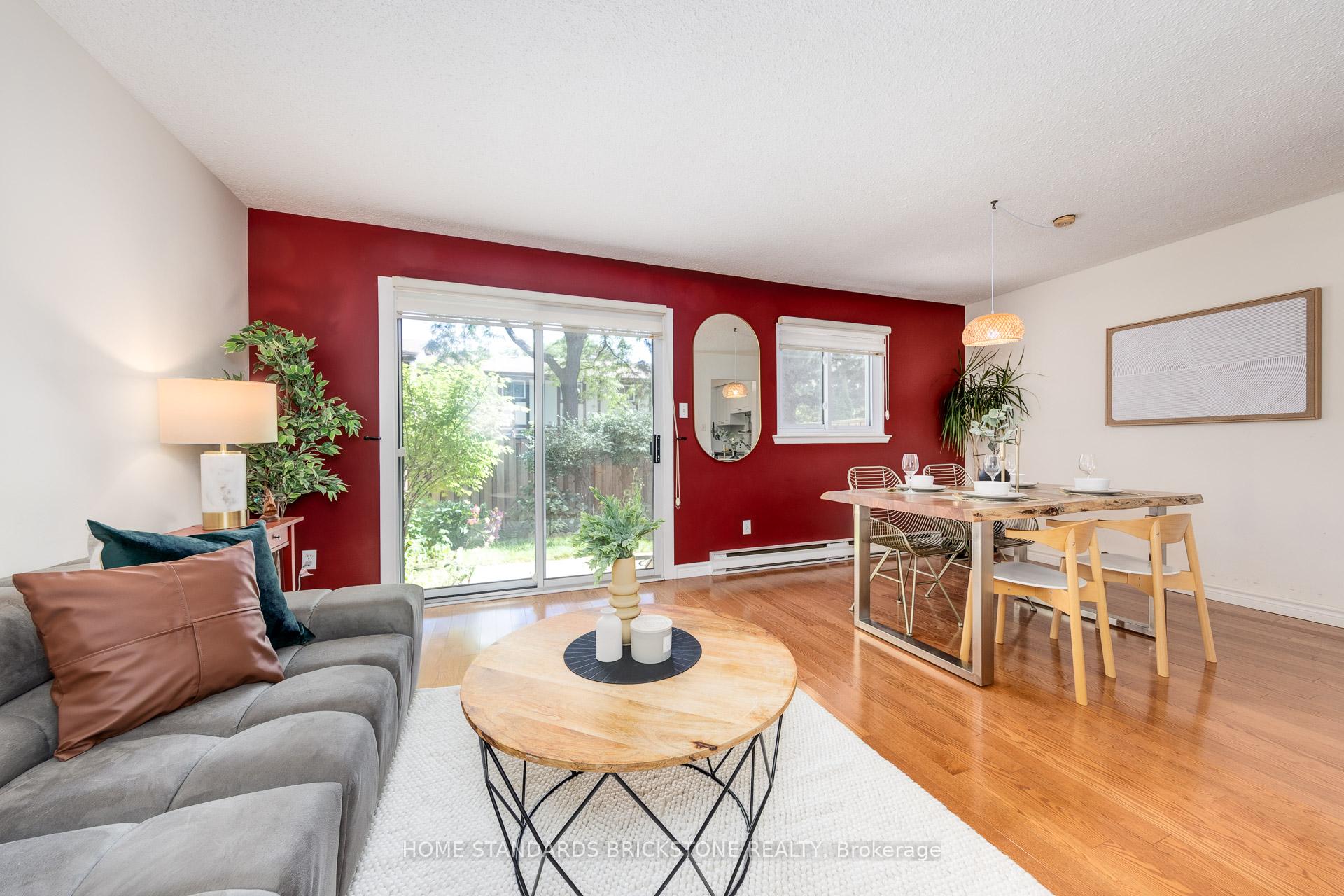 Photo 13 of 11 Reith Way, Markham, Aileen-Willowbrook — HOMEH