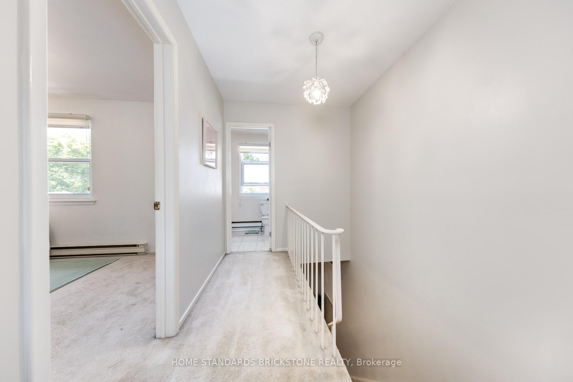 Photo 19 of 11 Reith Way, Markham, Aileen-Willowbrook — HOMEH