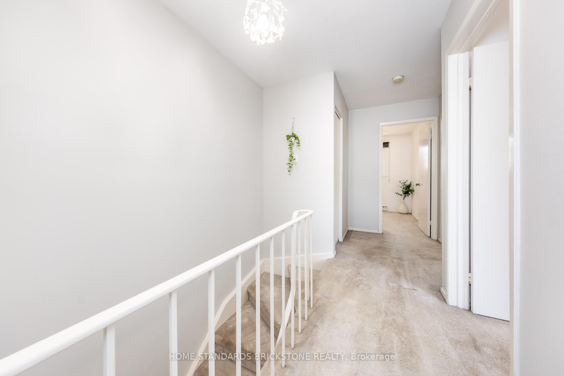 Photo 20 of 11 Reith Way, Markham, Aileen-Willowbrook — HOMEH
