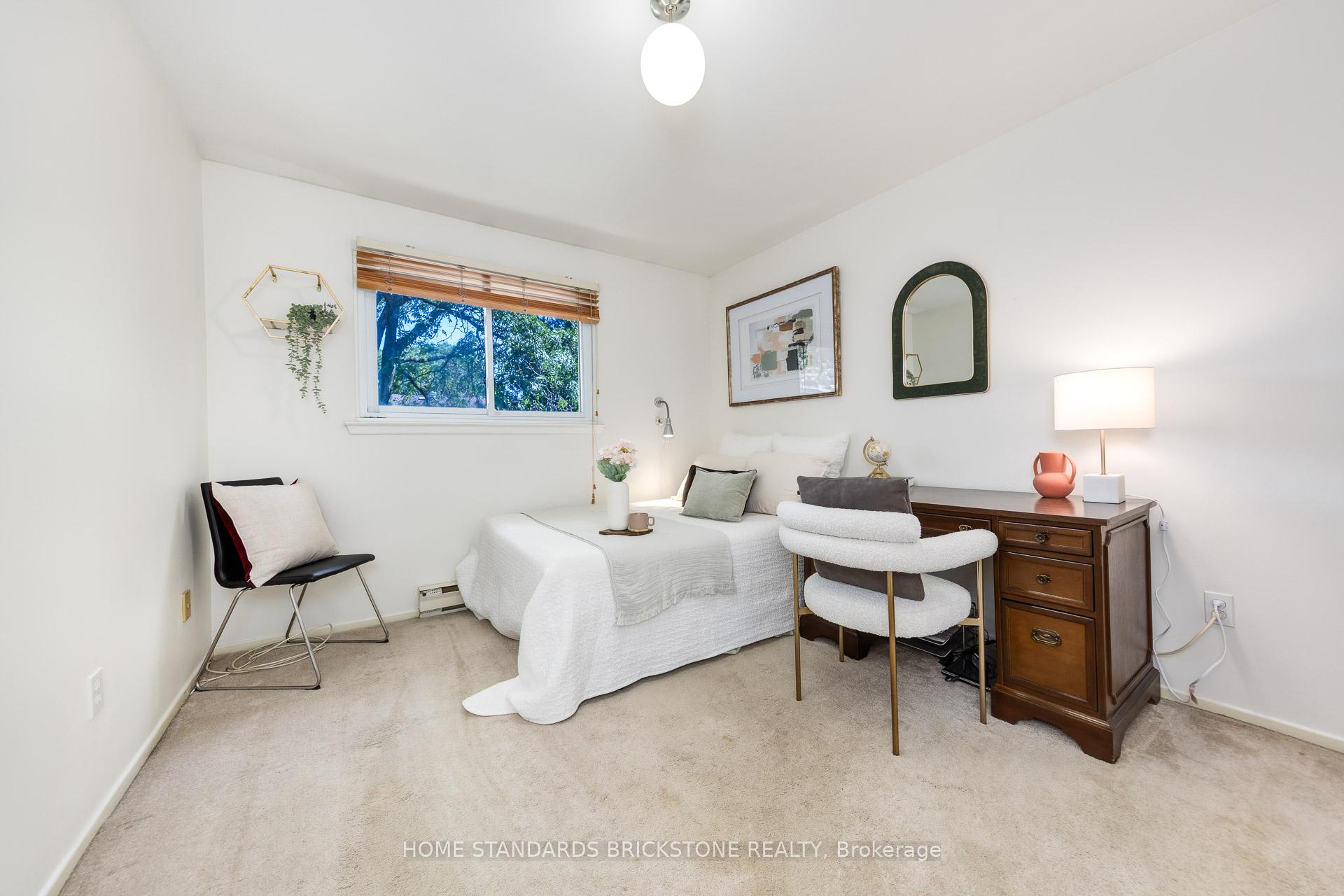 Photo 24 of 11 Reith Way, Markham, Aileen-Willowbrook — HOMEH