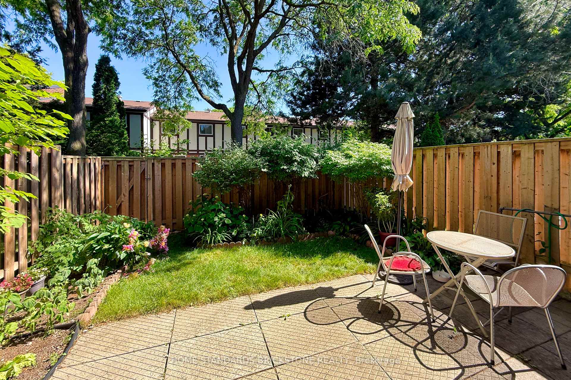 Photo 34 of 11 Reith Way, Markham, Aileen-Willowbrook — HOMEH