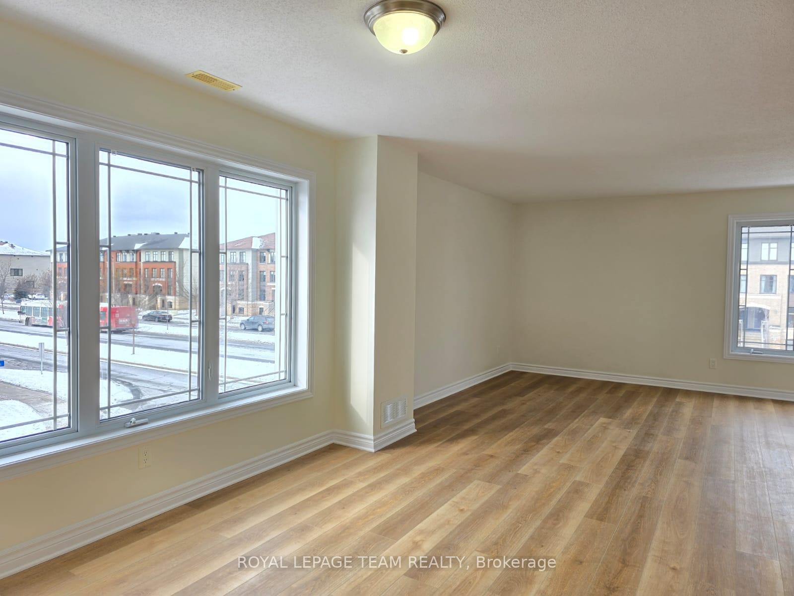 Photo 10 of Unit B, 592 Chapman Mills Drive, Ottawa, Barrhaven - Strandherd — HOMEH