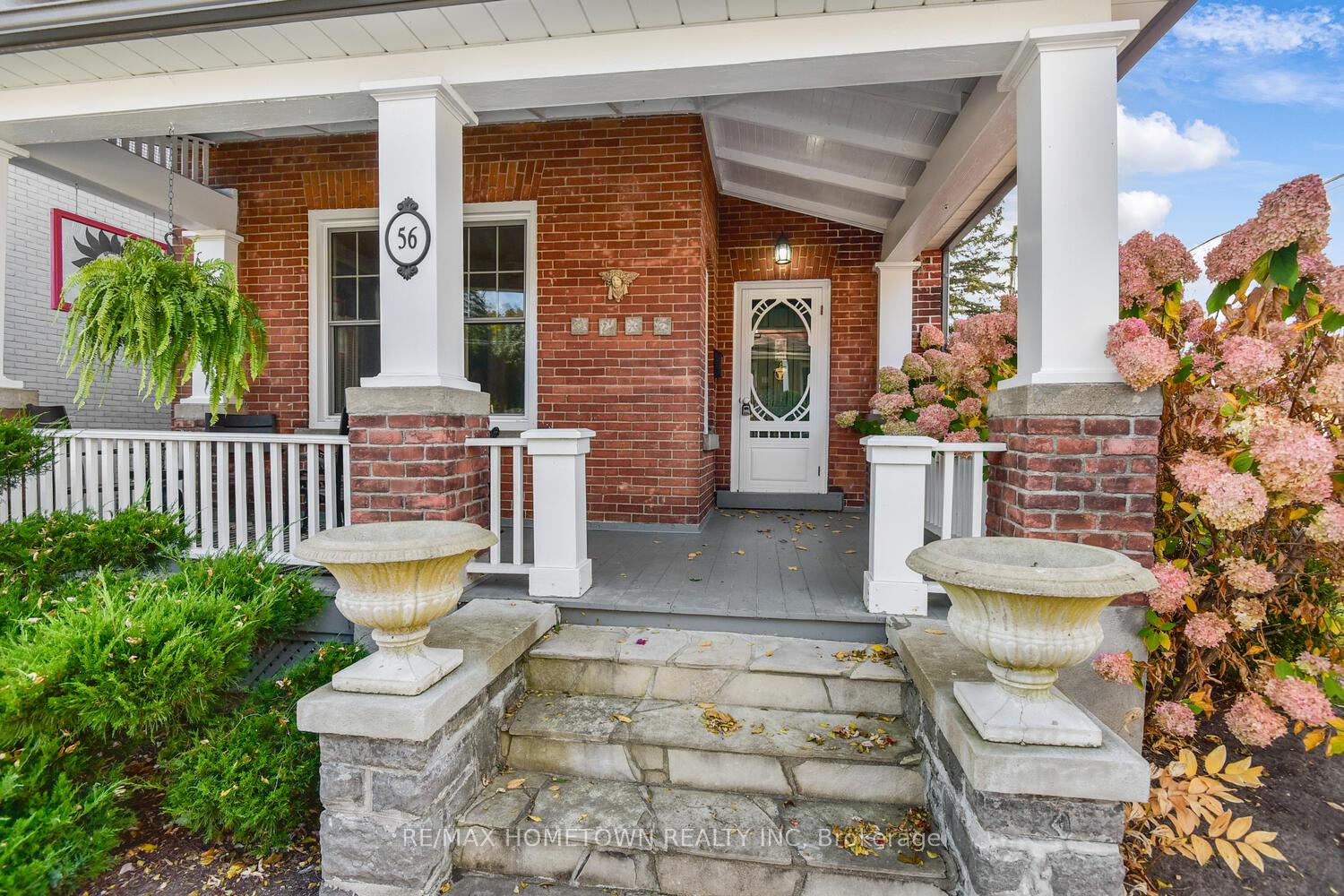 Photo 4 of 56 Murray Street, Brockville — HOMEH