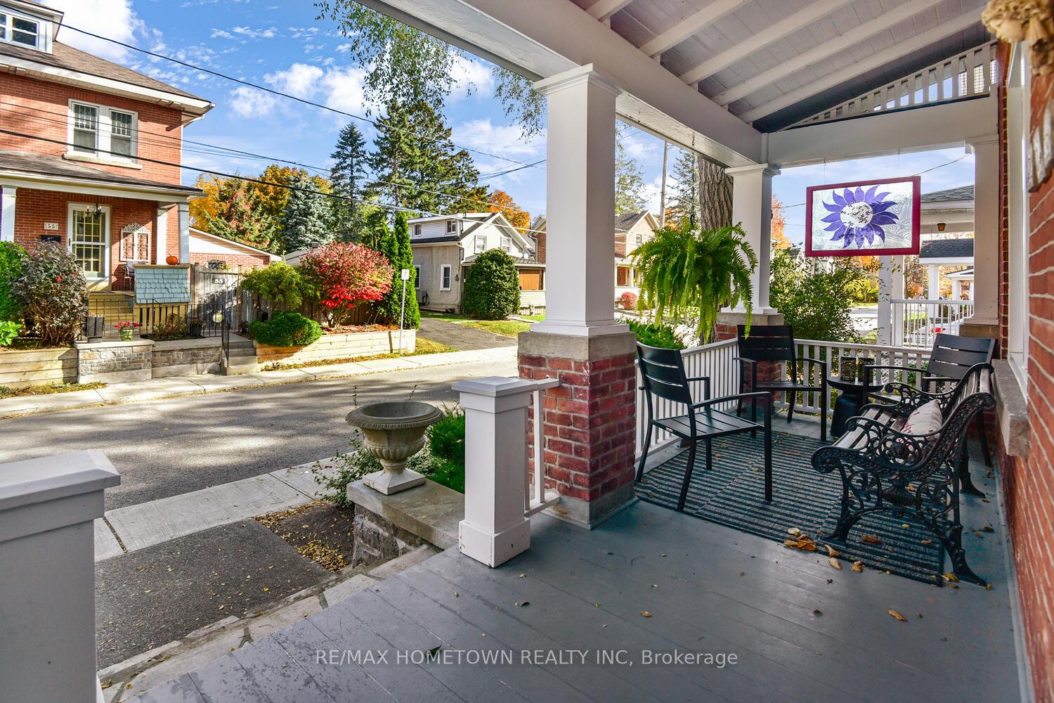 Photo 6 of 56 Murray Street, Brockville — HOMEH