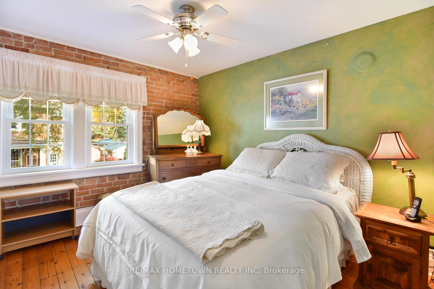 Photo 20 of 56 Murray Street, Brockville — HOMEH