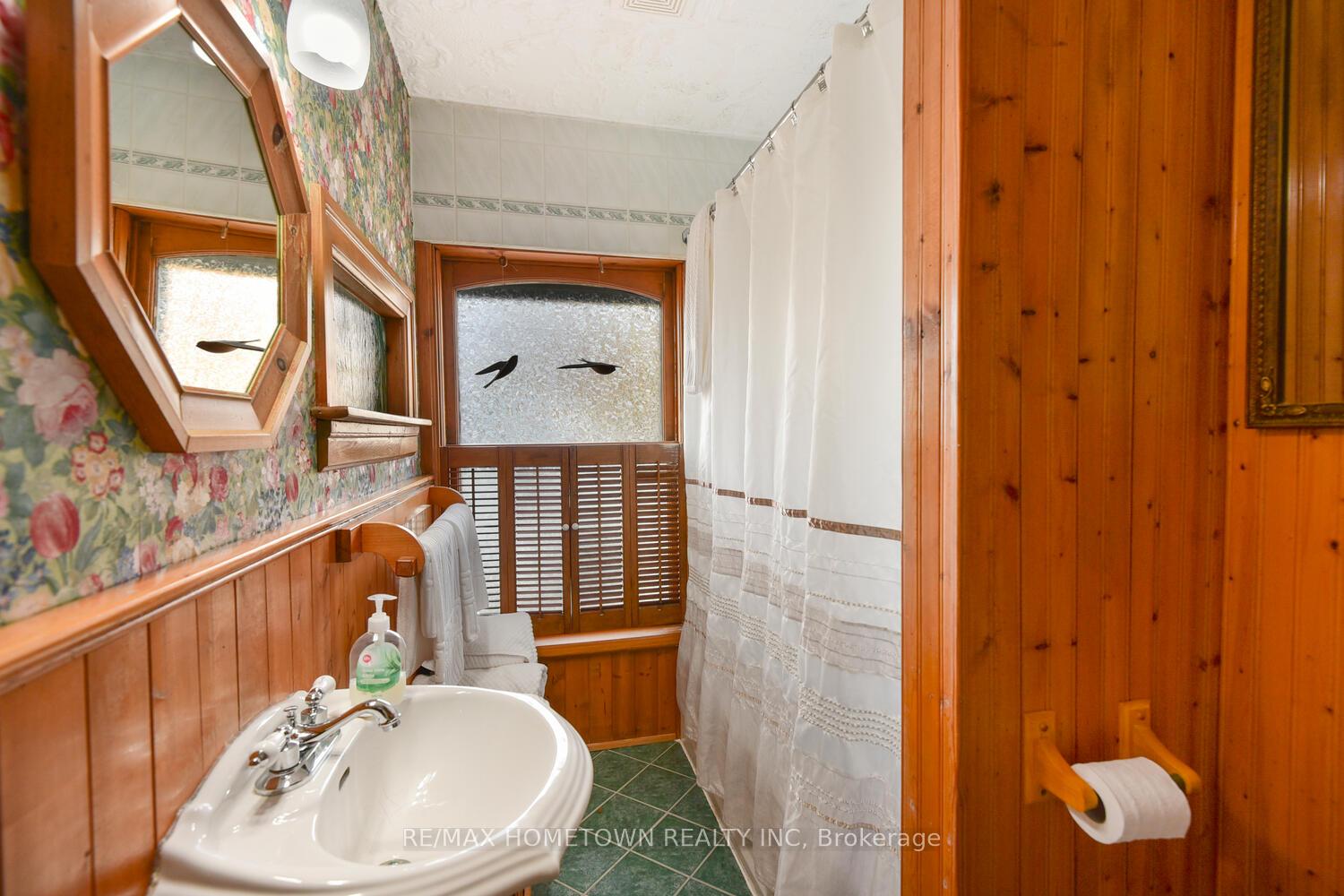 Photo 23 of 56 Murray Street, Brockville — HOMEH