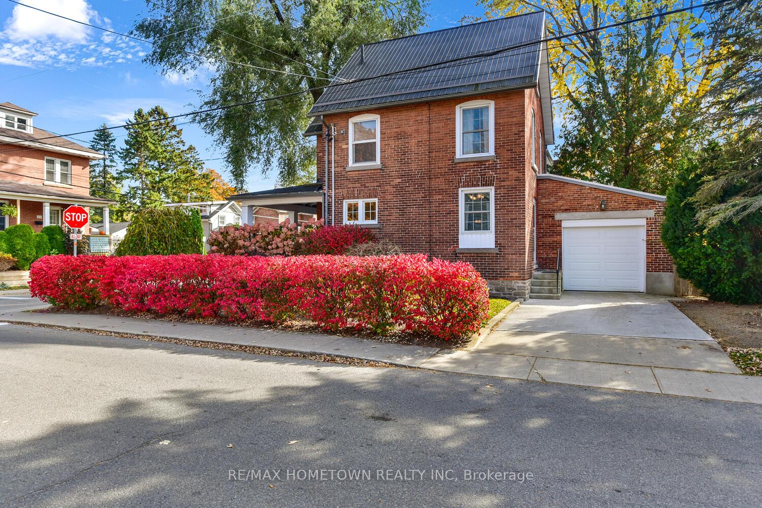 Photo 29 of 56 Murray Street, Brockville — HOMEH