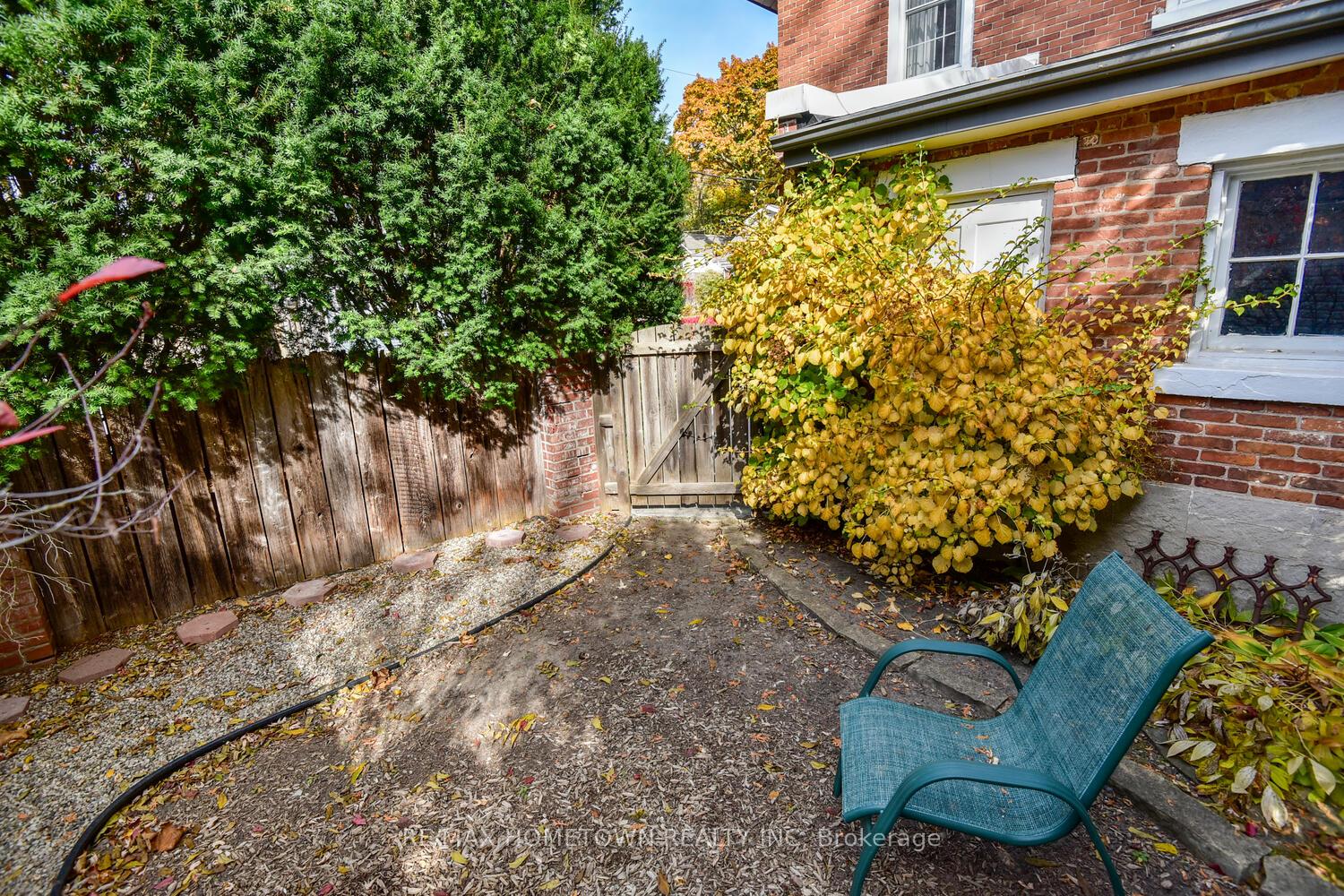 Photo 31 of 56 Murray Street, Brockville — HOMEH