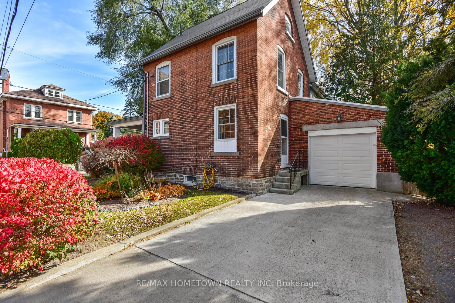 Photo 32 of 56 Murray Street, Brockville — HOMEH