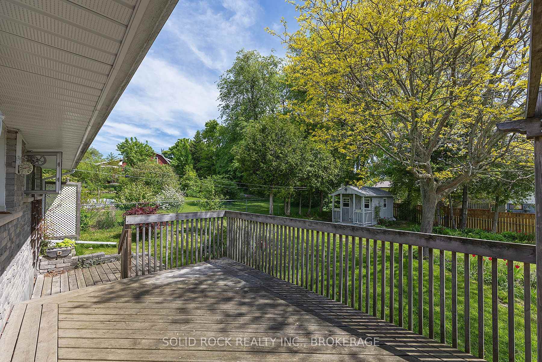 Photo 18 of 565 Queen Street, Gananoque — HOMEH