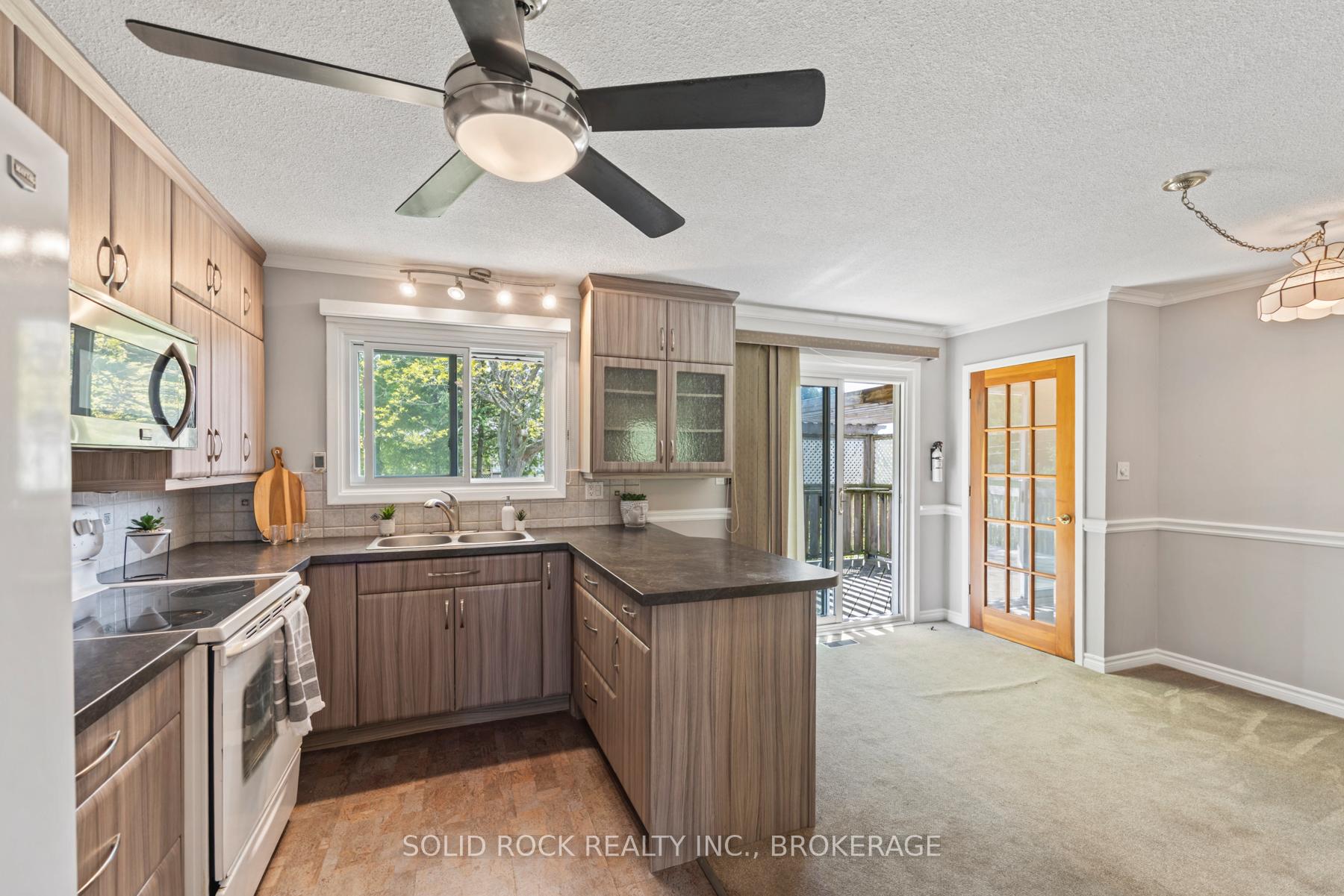 Photo 25 of 565 Queen Street, Gananoque — HOMEH