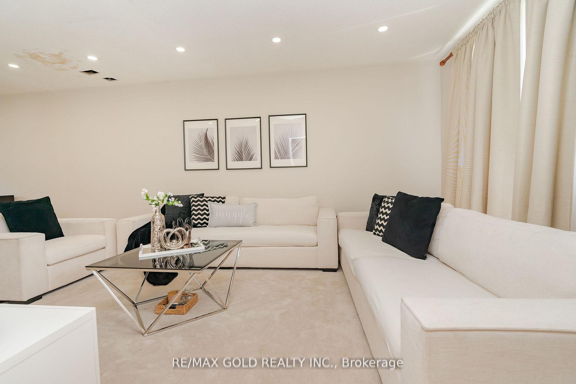 Photo 7 of 4 Elvina Gate, Brampton, Southgate — HOMEH