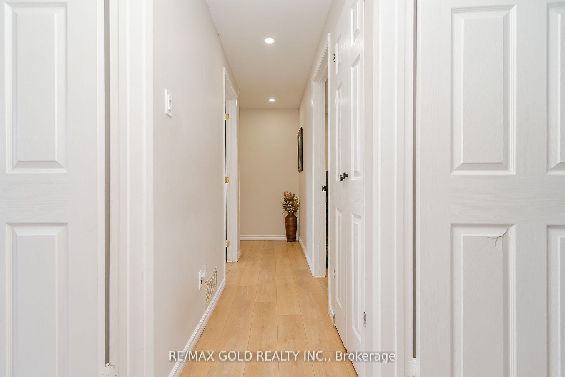 Photo 22 of 4 Elvina Gate, Brampton, Southgate — HOMEH