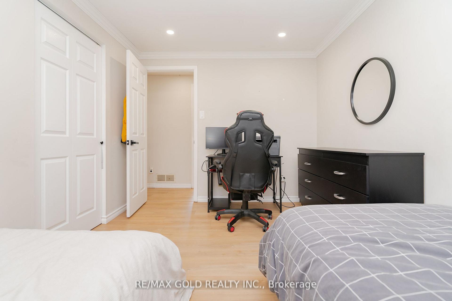 Photo 31 of 4 Elvina Gate, Brampton, Southgate — HOMEH