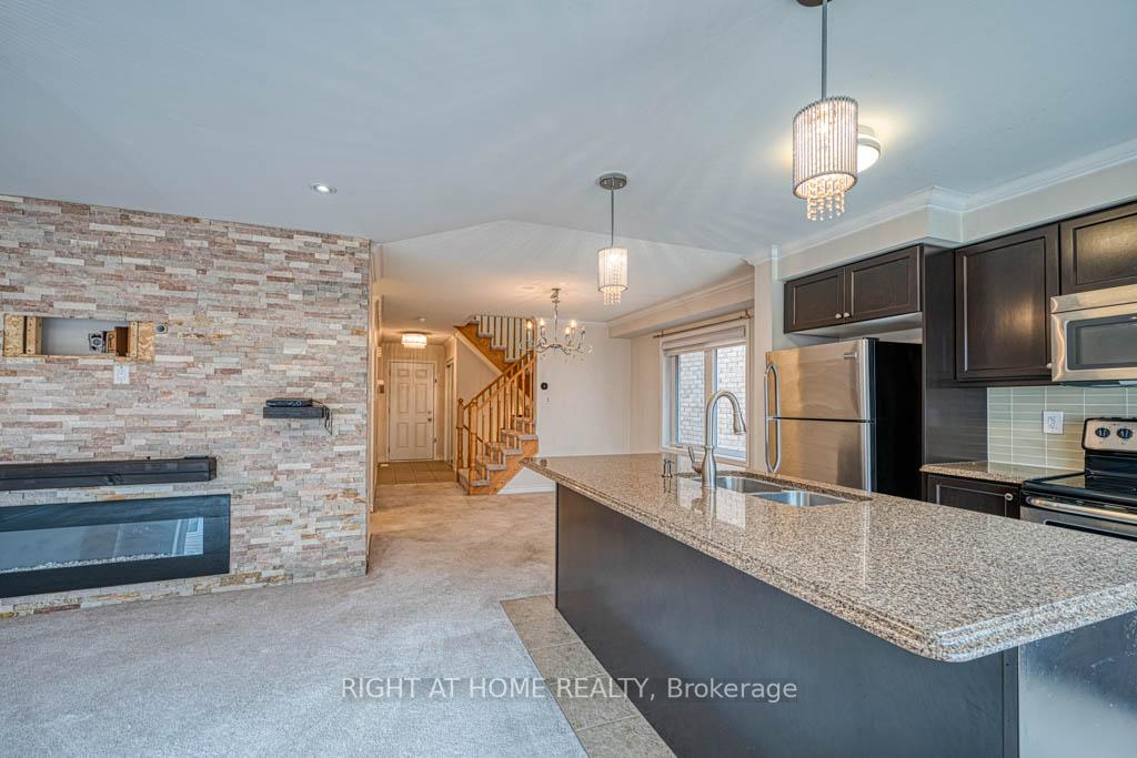 Photo 18 of 34 Enford Crescent, Brampton, Northwest Brampton — HOMEH