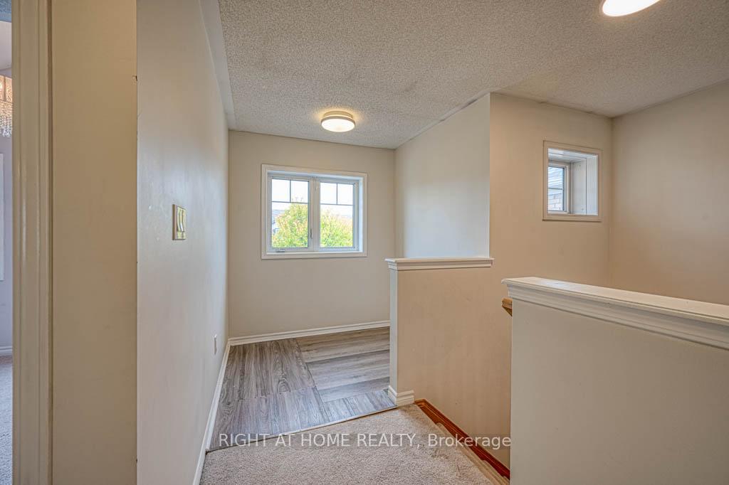 Photo 19 of 34 Enford Crescent, Brampton, Northwest Brampton — HOMEH