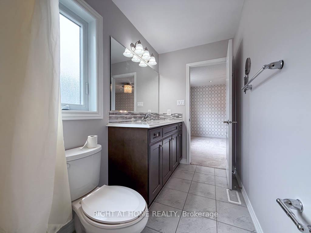 Photo 31 of 34 Enford Crescent, Brampton, Northwest Brampton — HOMEH