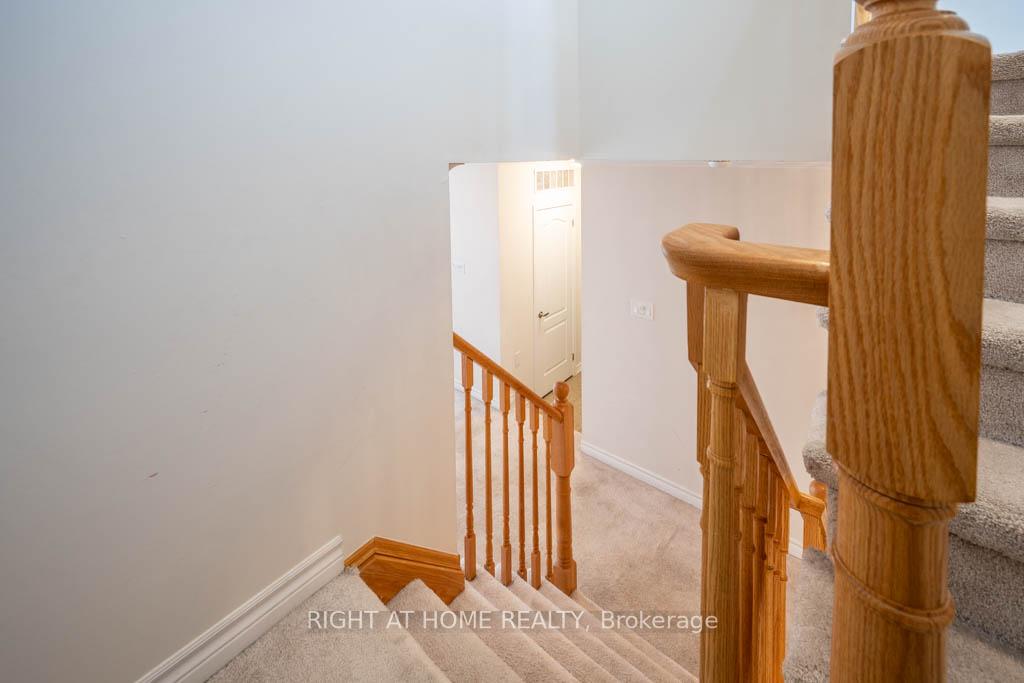 Photo 38 of 34 Enford Crescent, Brampton, Northwest Brampton — HOMEH