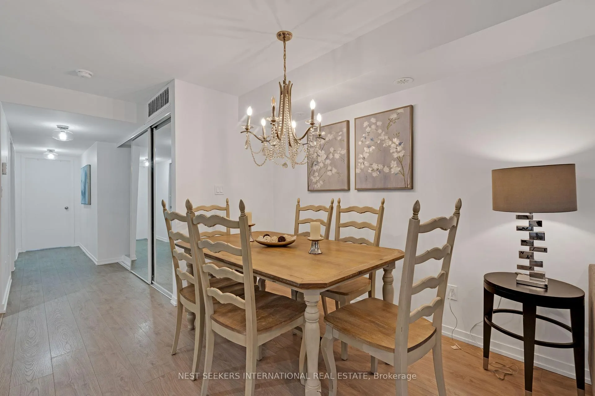 Photo 10 of Unit C07, 26 Bruce Street, Vaughan, East Woodbridge — HOMEH