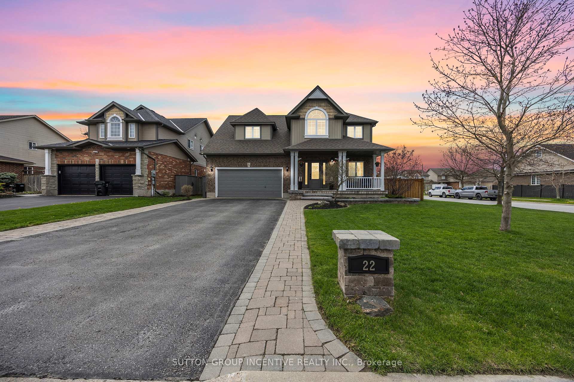 Photo 1 of 22 Armeda Clow Crescent, Essa, Angus — HOMEH